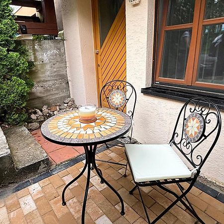 Apartment In Natur Und Flughafen Naehe Nürnberg Exterior foto