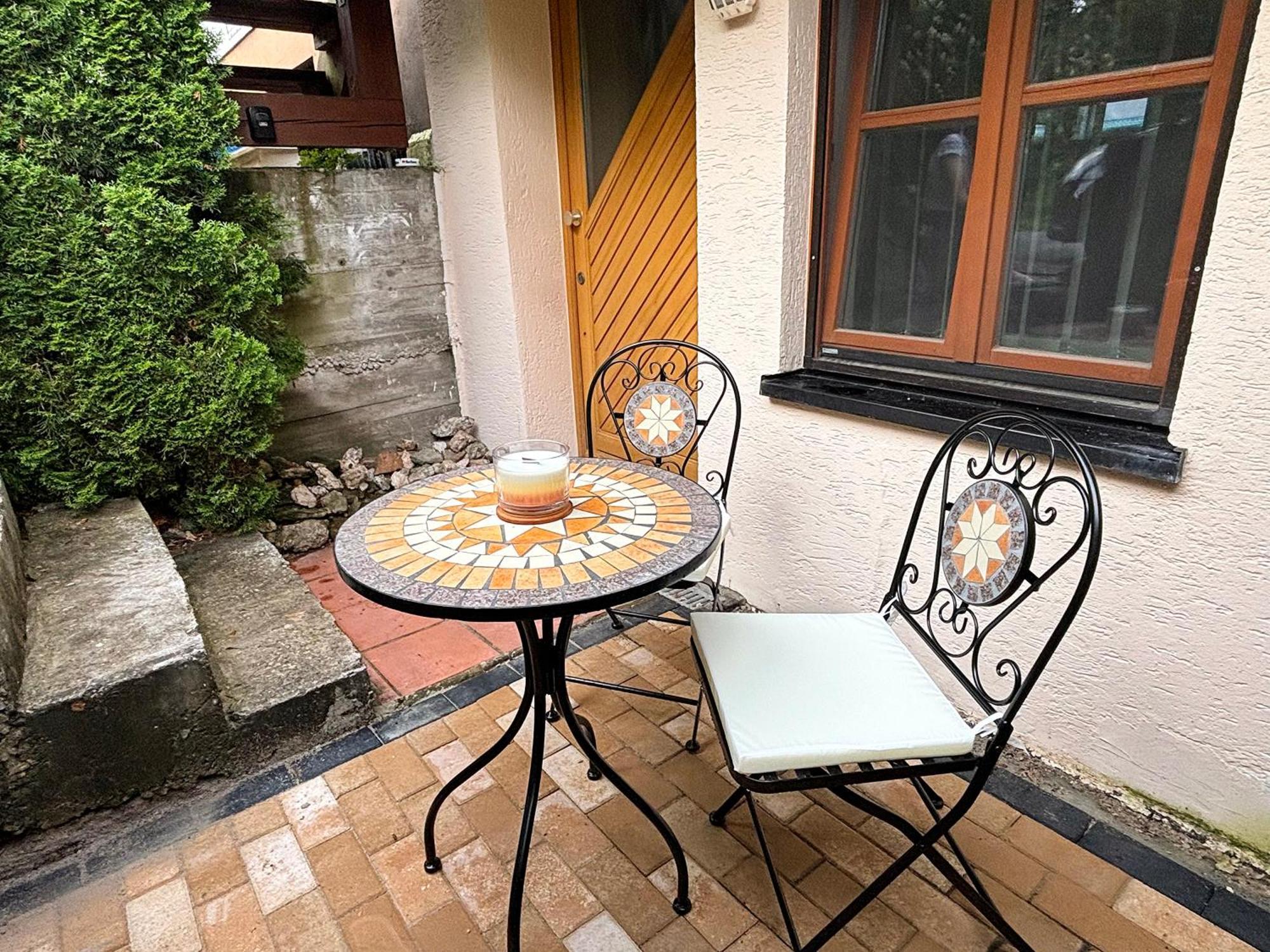 Apartment In Natur Und Flughafen Naehe Nürnberg Exterior foto